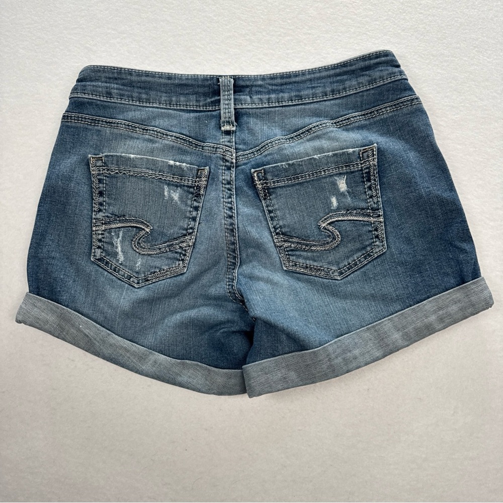 Silver Jeans BoyFriend Jean Shorts Women's 27 Distressed Cuffed 4” Med Fade EUC - Picture 5 of 12